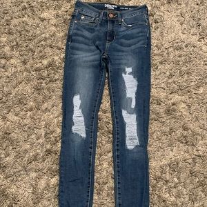 Juniors Denizen by Levi’s high rise jegging